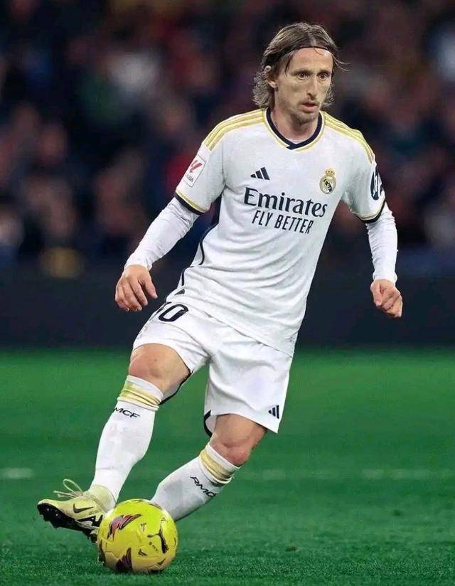 天之骄子！劳尔·阿森西奥从皇马B队到国家队只用125天