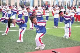 曼联主帅阿莫林在本轮1-1战平利兹联赛后的言论引发剧烈反响，他在发布会屡次强调，自己是来曼联当“经理（manager）”，而非“教练（coach）”的。